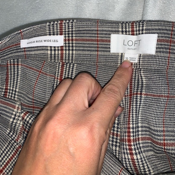 Loft Plaid Wide-Leg Pants with sailor Button Detail high rise size 10 gray red - Picture 6 of 7